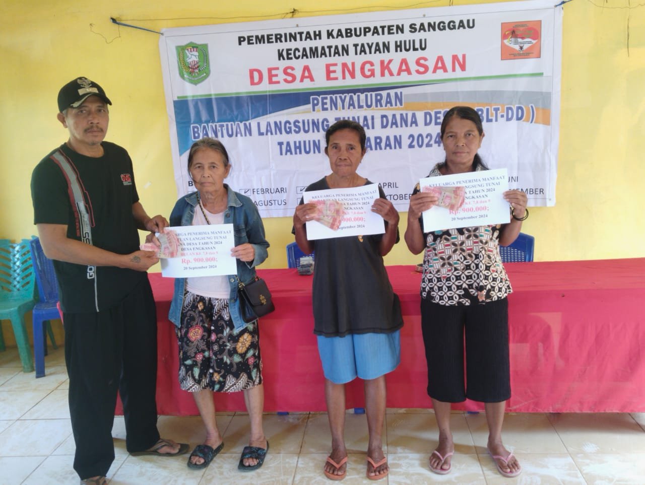 Pemerintah desa Engkasan salurkan BLT-DD bulan September 2024.