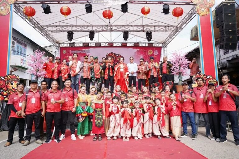Pembukaan Perayaan Imlek 2577 Gongzili dan Cap Go Meh 2026 di Sanggau Berlangsung Meriah dan Penuh Kebersamaan