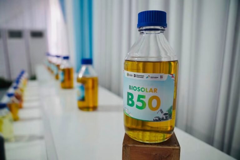 Mengenal Biosolar B50: Langkah Besar Indonesia Menuju Kemandirian Energi