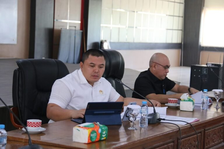 Rapat Kerja Banggar dan TAPD Bahas KUA-PPAS Perubahan Tahun Anggaran 2026